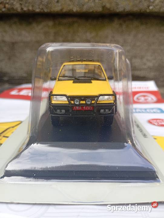 POLONEZ ANALOG Legendy FSO model 143 kolekcja mazowieckie Warszawa