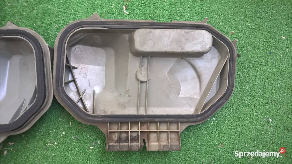 Zaślepki dekielki lamp przód Mercedes W124 Hella Chełm