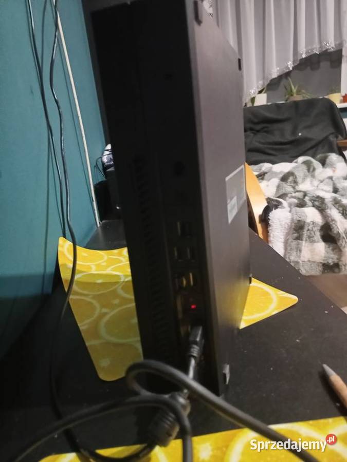 sprzedam Xboxa one z grą crew 2 Słonecznik