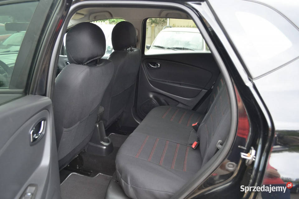 Renault Captur NawigacjaKlimatyzacjaLEDEl Rok produkcji 2015 Częstochowa