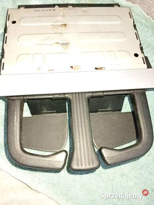 Oryginalny uchwyt na kubki cupholder VW Golf IV Leszno