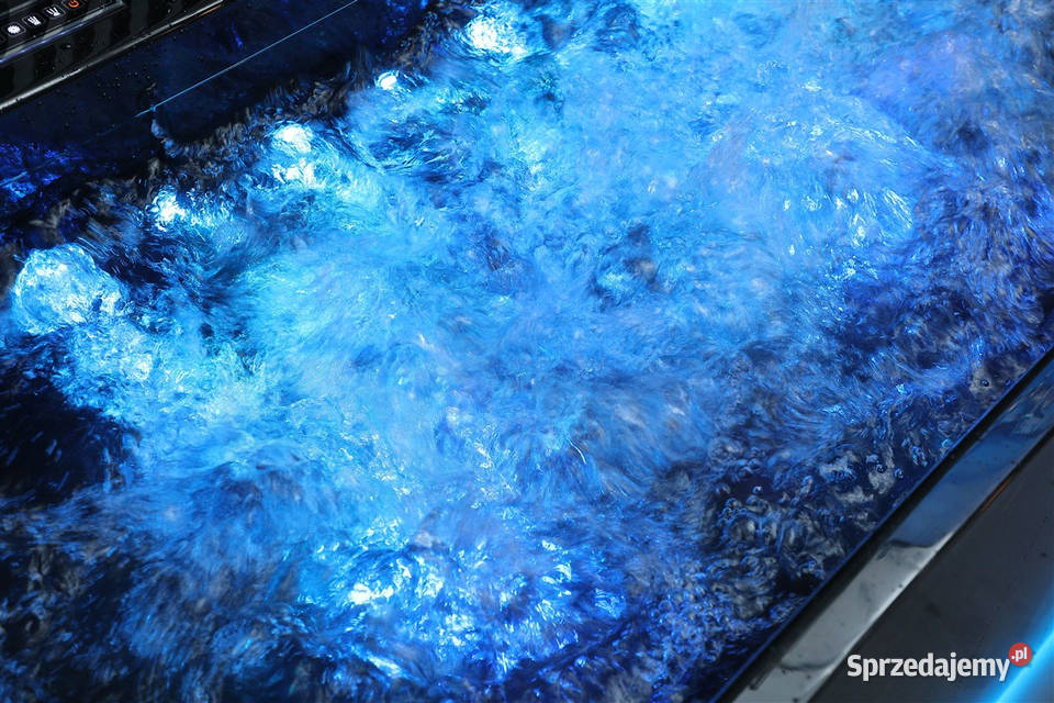 Czarna wanna z hydromasażem EBXD710 prostokątna