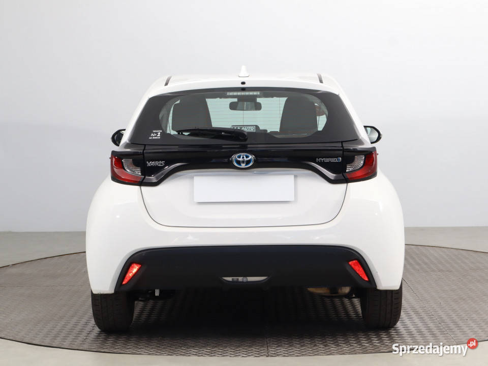 Toyota Yaris 15 VVTi Hybrid 4/5 Bielany Wrocławskie sprzedam
