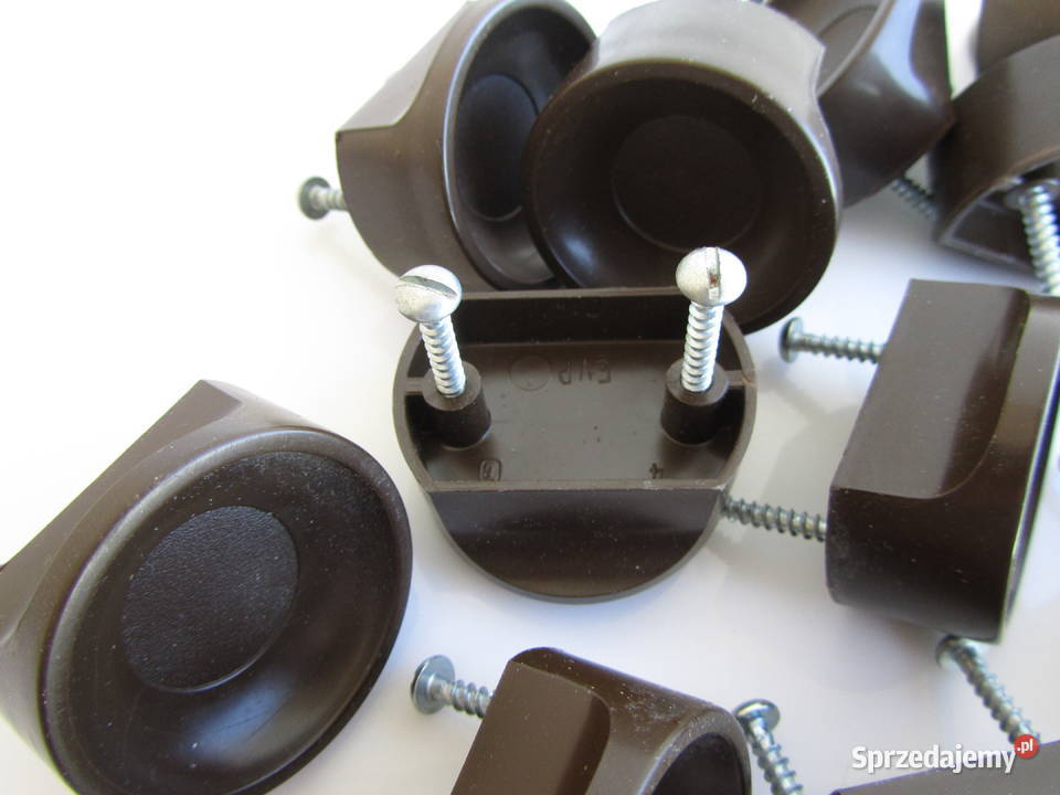 Gałki uchwyty meblowe kpl 16 z PRLu Akcesoria meblowe