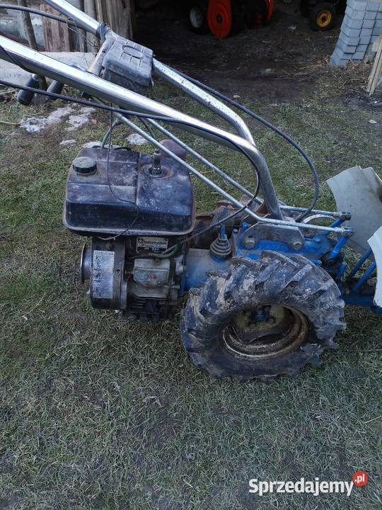 Kosiarka listwowa spalinowa