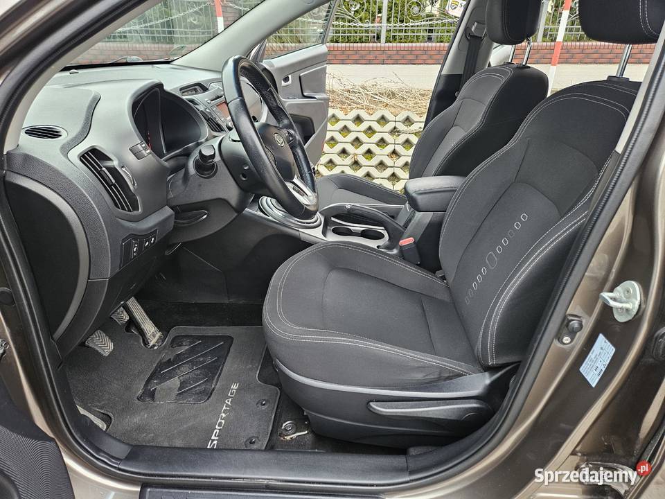Kia Sportage 2011 17 CRDi bezwypadkowy hak 2 kpl elektryczne szyby