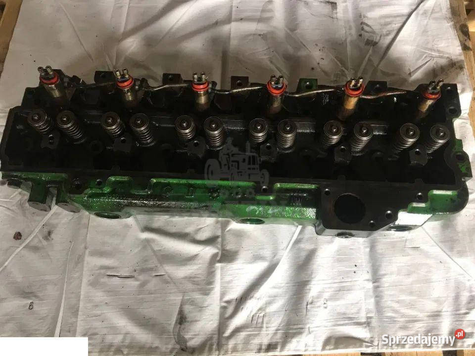 Głowica John Deere 6068 r525485 r520301