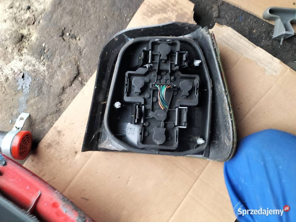 SKODA FELICIA 1 2 LAMPA TYŁ TYLNA LEWA Lampy tylne Kamień-Kolonia sprzedam