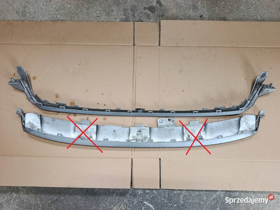 Listwa Kratka Środkowa Zderzaka Przód Renault osobowe Listwy i nakładki