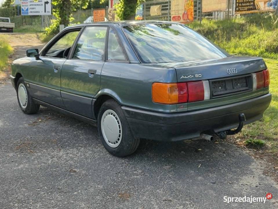 Audi 80 18S Automat Hak Piękny klasyk lat 80 Rok produkcji 1987 Świebodzin