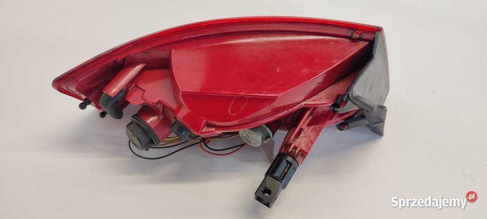 AUDI A5 8T LAMPA PRAWY TYŁ 8T0945096 sprzedam