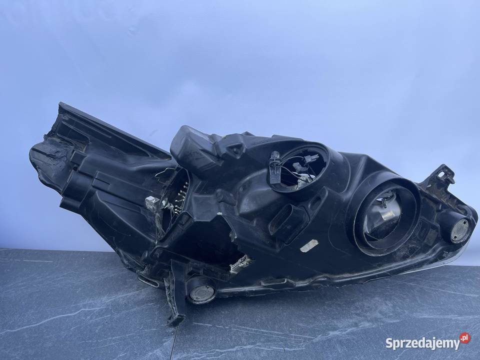 FORD C KOMPLET LAMP BIXENON osobowe Lampy przednie