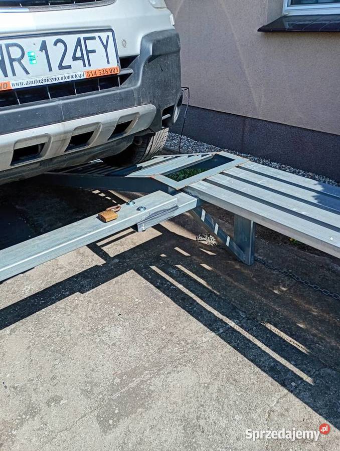 Kanał do samochodów osobowych bus suw Nekla
