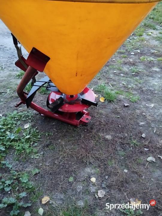 Rozsiewacz nawozów lejek Maszów