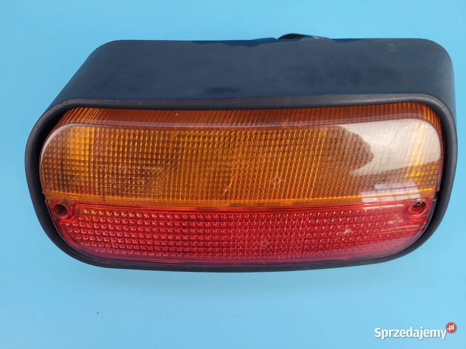 CASE IH PUMA 145 12r LAMPA ZESPOLONA PRAWA TYŁ