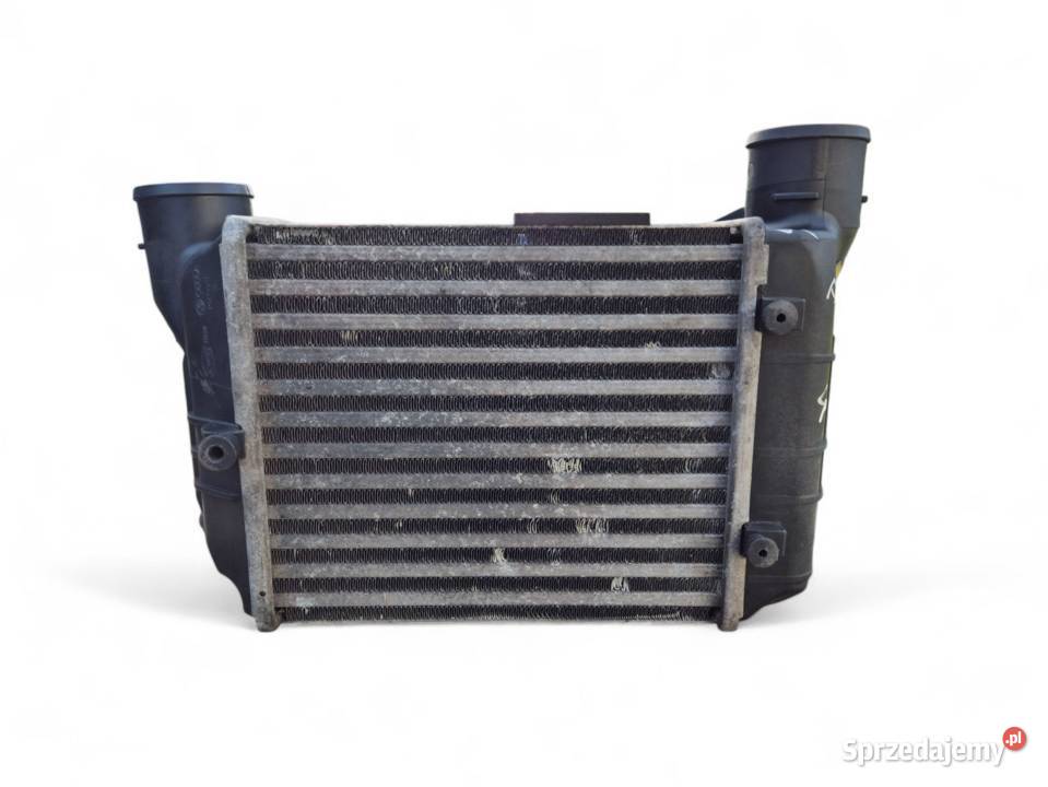 CHŁODNICA POWIETRZA INTERCOOLER AUDI A4 B6 B7