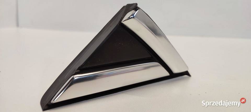 SKODA KAROQ TRÓJKĄT ZAŚLEPKA BŁOTNIKA LEWA osobowe dolnośląskie