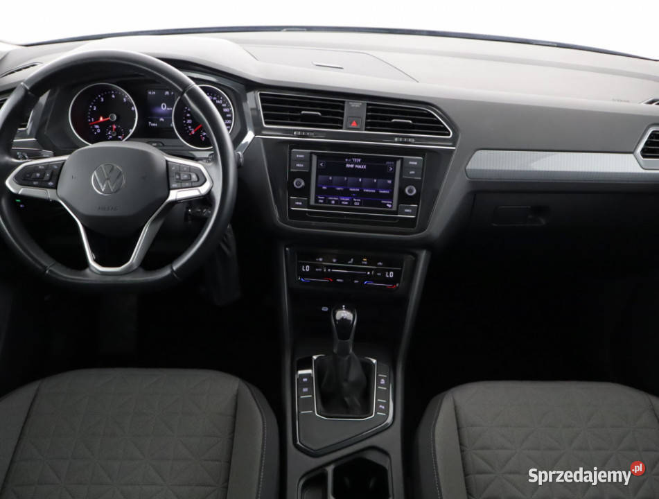 VW Tiguan 15 TSI szary