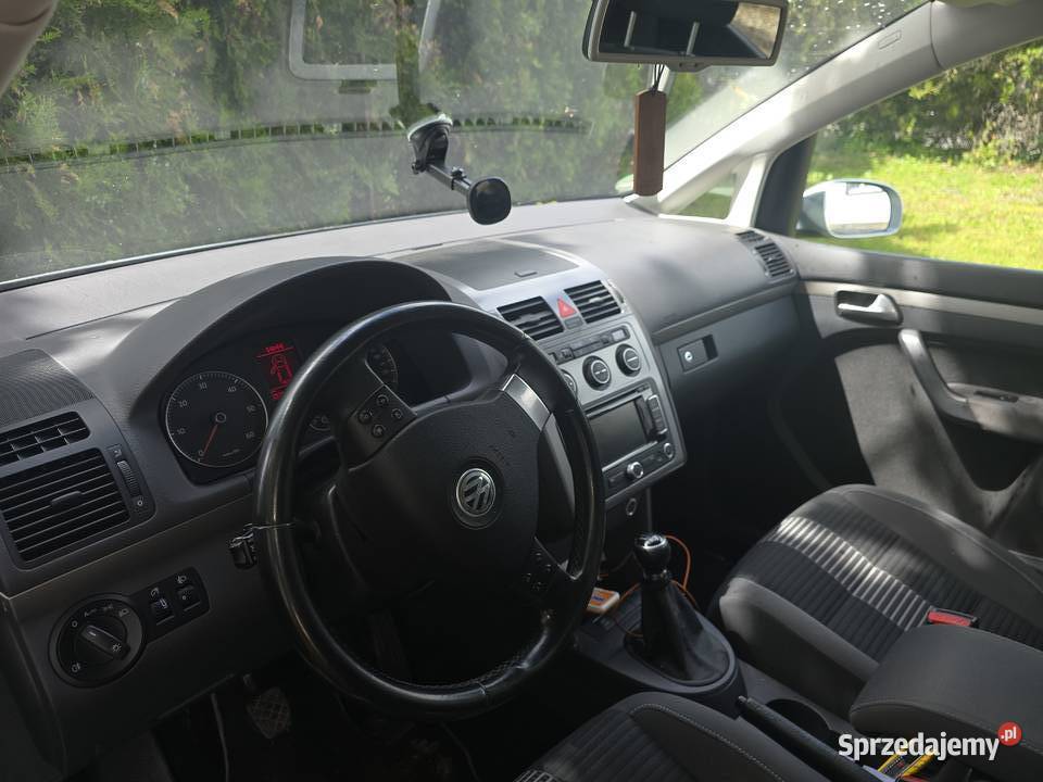 Volkswagen Touran stan Witkowo