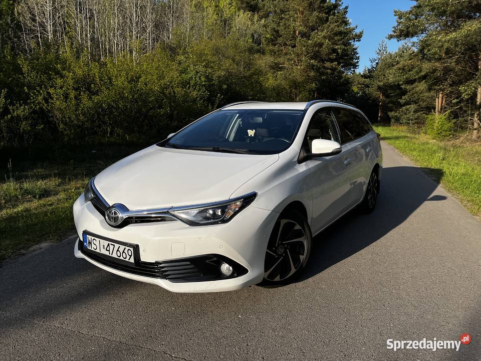 Auris 2016 16 D4D LED CarPlay kombi salon nieuszkodzony Kotuń