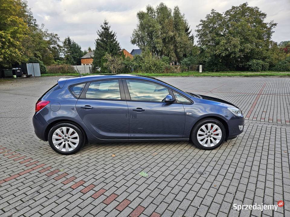 Opel Astra 16 benzyna klima serwiwoany do 2024r Koźmin Wielkopolski