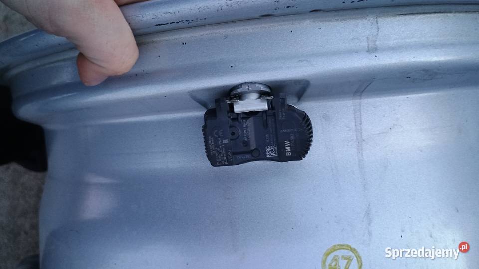 Oryginalne felgi BMW 17 Styling 564 z czujnikami Skwierzyna