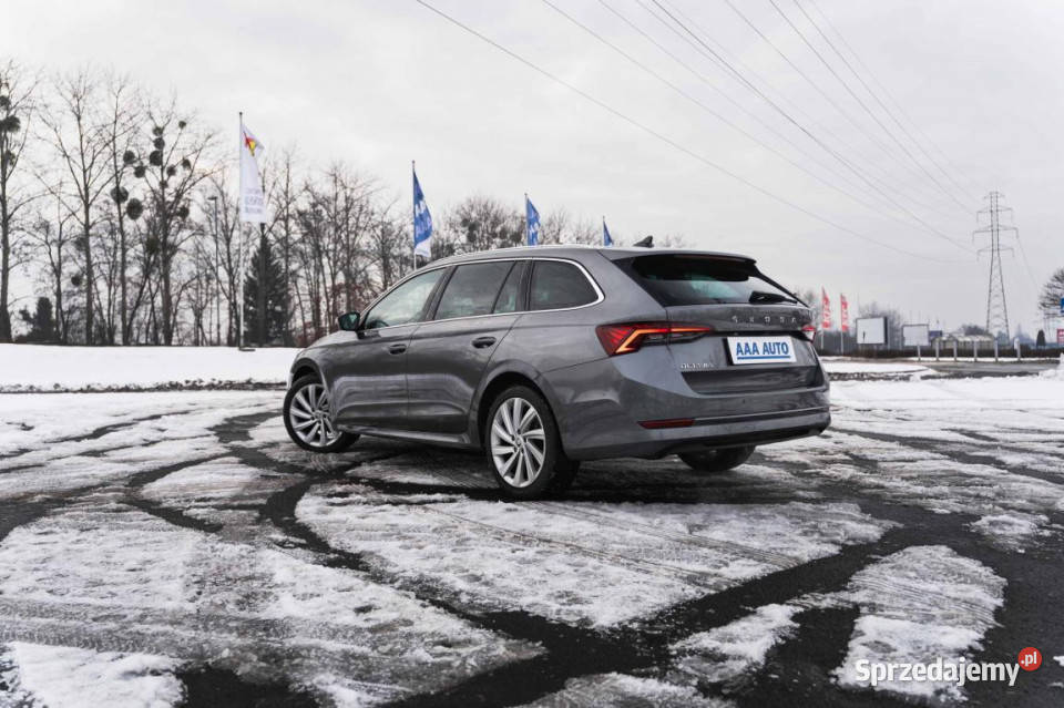 Skoda Octavia 15 TSI podgrzewane fotele Octavia Zabrze sprzedam