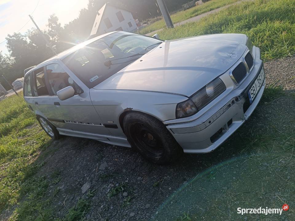 BMW e36 328i 240000km Łazy sprzedam