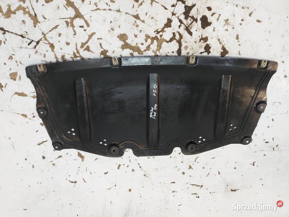 BMW G21 G20 Kombi 330e 2022r płyta osłona dolna