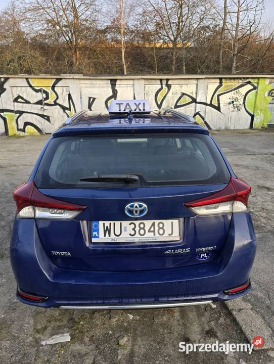 Toyota auris 2 hybrydalpg taxi Szczecin