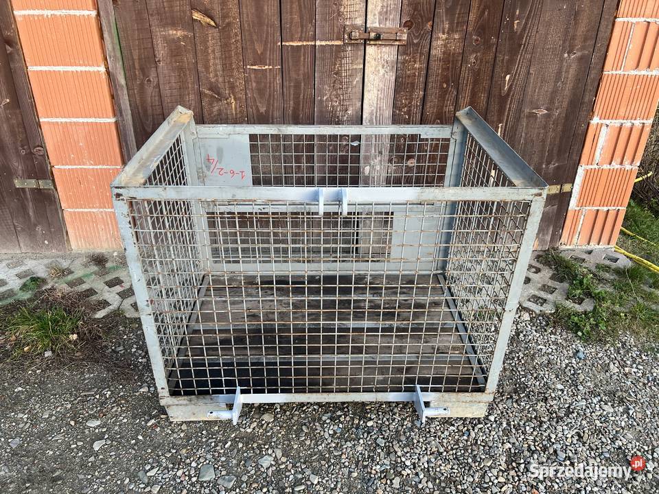 Skrzynia transportowa ładunkowa do ciągnika