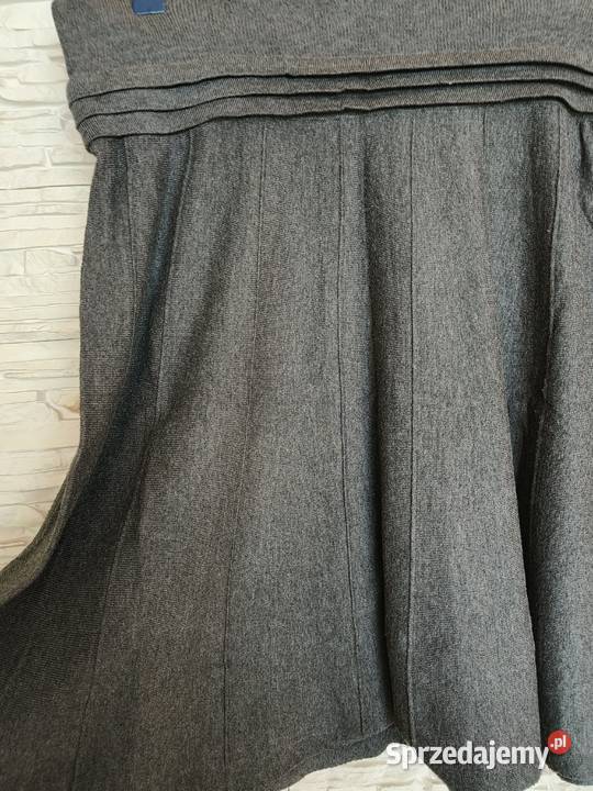Spódniczka szara rozkloszowana pomorskie Gdańsk