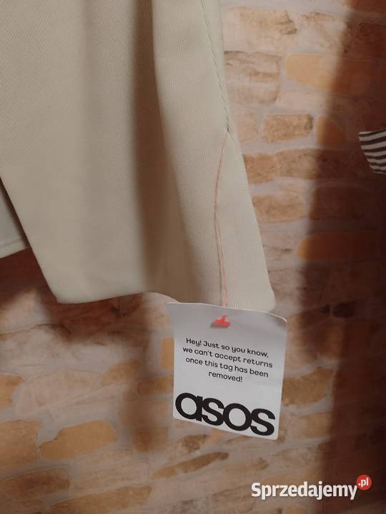 4446 ASOS Design Beżowa kamizelka ołówkowa z Kraków