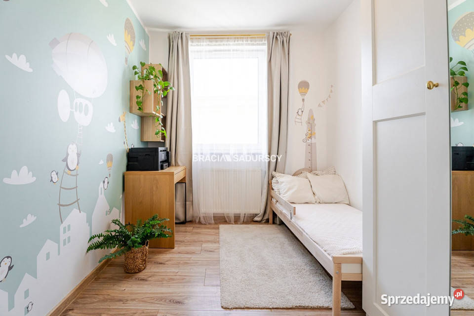 sprzedaży mieszkania 7346m2 4 pokoje Kraków małopolskie