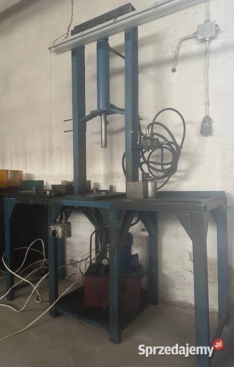 Prasa hydrauliczna Góra