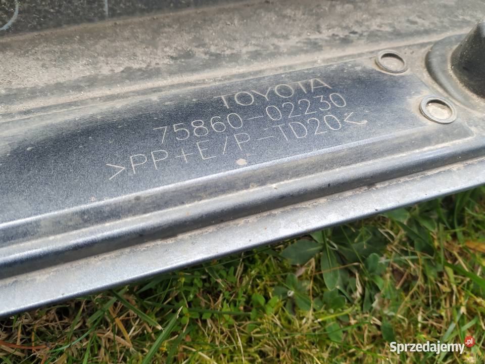 Listwa progowa nakładka progu lewa 7586002230 osobowe