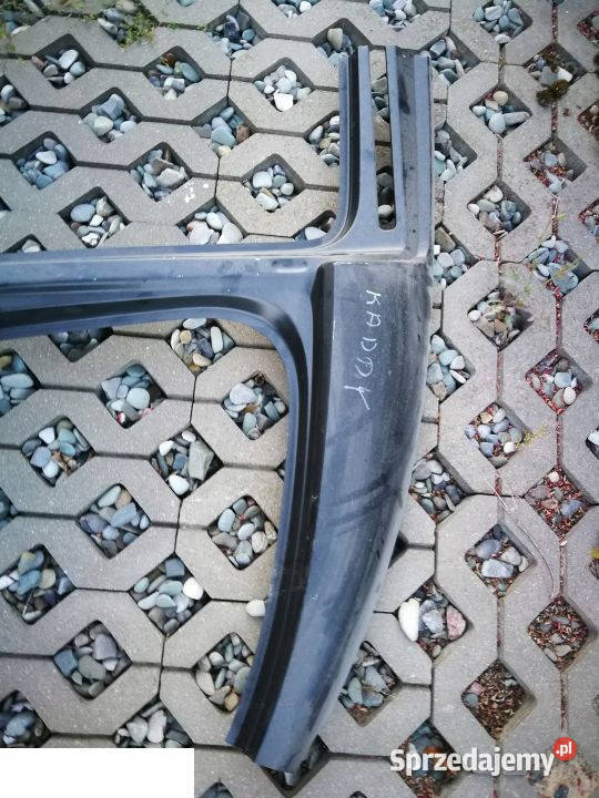 VOLKSWAGEN CADDY 2013 POSZYCIE SŁUPEK B PROG Kozubszczyzna