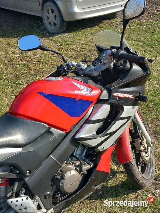 Honda CBR 125 JC34 czterosuwowy Chruślanki Józefowskie sprzedam