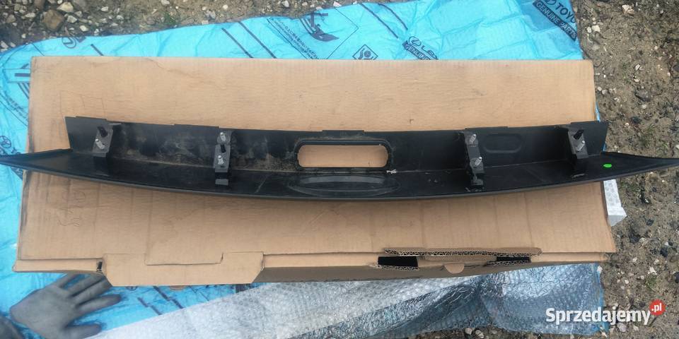 Ford Focus MK III listwa blenda pokry bagażnika sprzedam