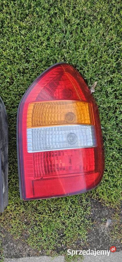 Lampy tył opel zafira a