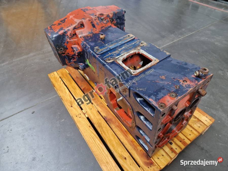 Obudowa skrzyni biegów DeutzFahr DX110 DX630 Skrzynia biegów dolnośląskie Byków sprzedam