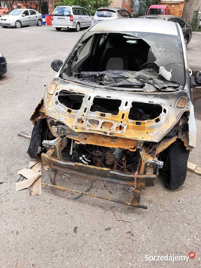 Sprzedam hyundai i10 spaleniu Szczecin sprzedam