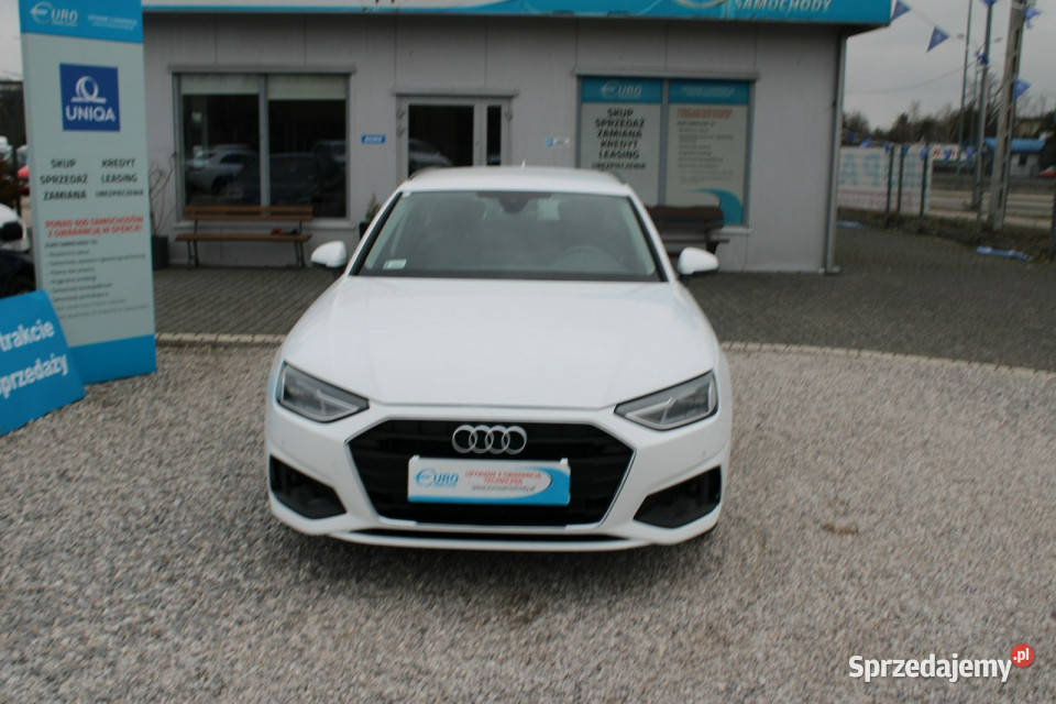 Audi A4 STronic Gwarancja Nawigacja Fvat Salon diesel Warszawa