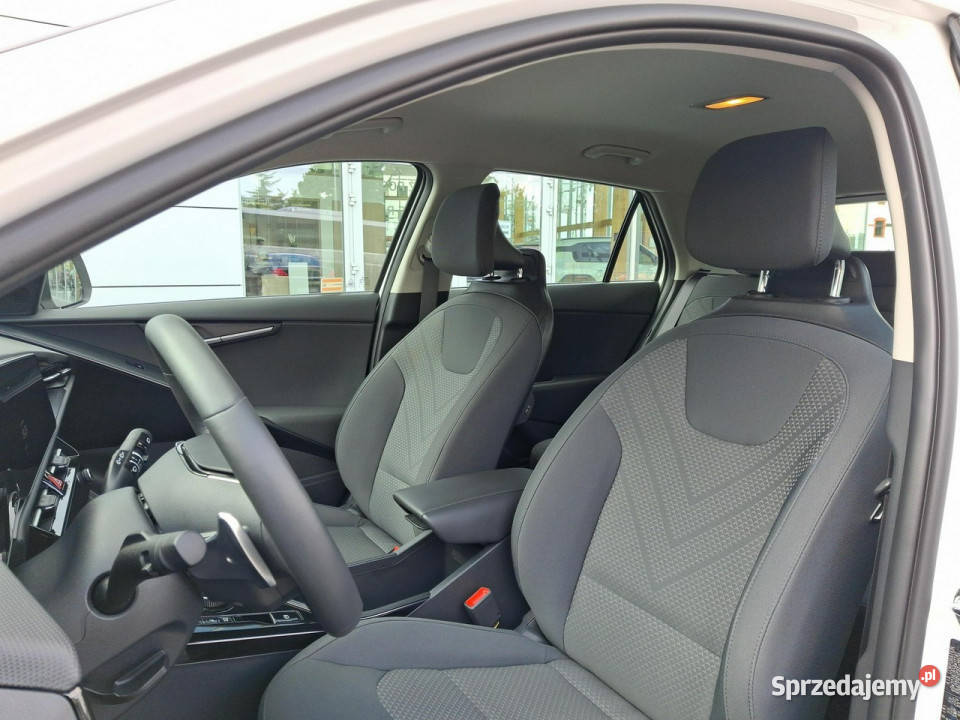 Kia Niro Wersja M serwisowany w ASO FV23 0cm3 Toruń