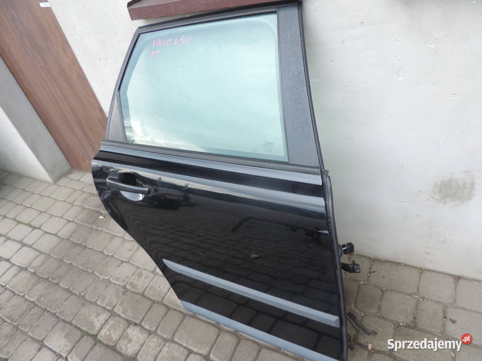 VOLVO V50 DRZWI PRAWY TYŁ TYLNE KOMBI 01926 Nowy Sącz