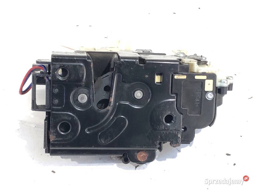 ZAMEK DRZWI PRAWY PRZÓD VW PASSAT B5 FL