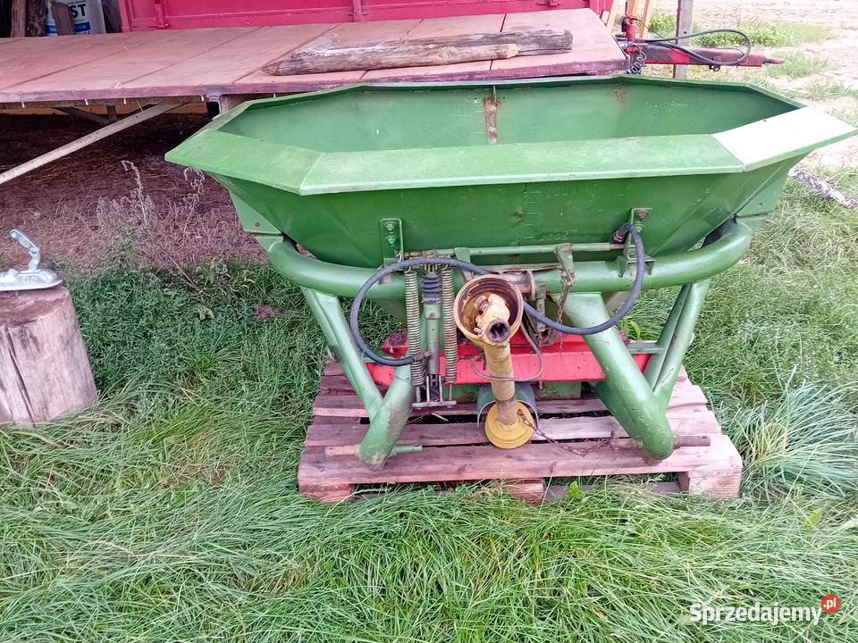 Rozsiewacz do nawozów 400 l Dąbrowa Białostocka