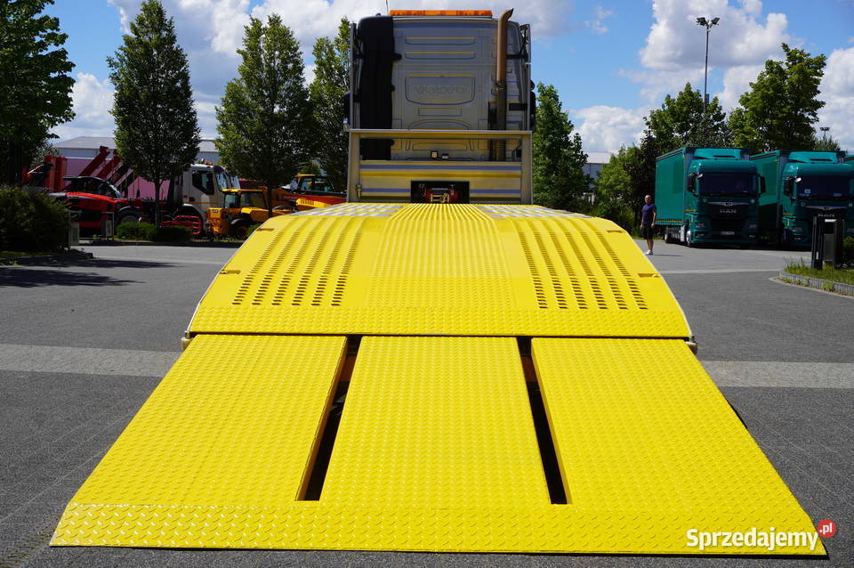 Volvo FH16 750 8x4 NOWA LAWETA 9 M Ład 26 T Oś lodówka Kraków