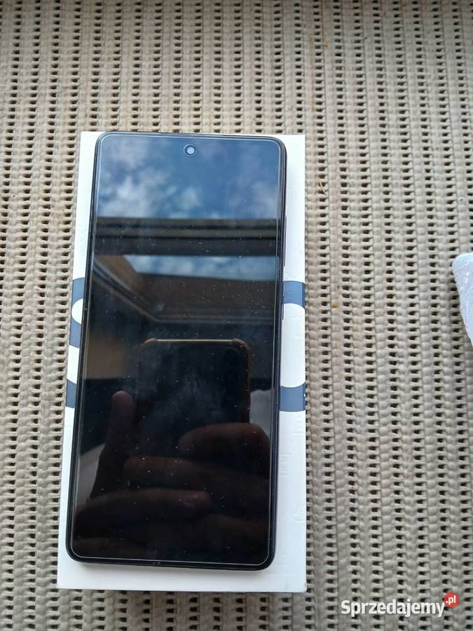 Samsung s20 FE Pudełko 1 wlasciciel stan obudowy Sandomierz