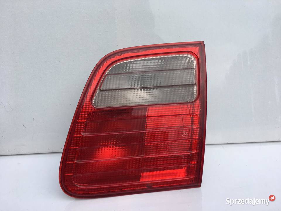 MERCEDES EKLASA W210 PRAWA LAMPA W KLAPĘ osobowe wielkopolskie Ostroróg